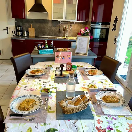 Greg House 49 - D'hôtes Jusqu'à 7 Personnes Quarto em Acomodações Particulares Beaupréau-en-Mauges