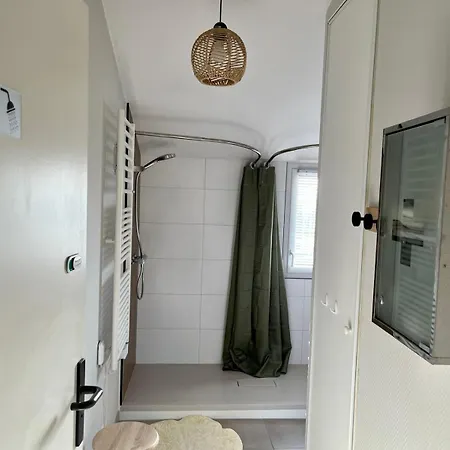 Greg House 49 - D'hôtes Jusqu'à 7 Personnes Quarto em Acomodações Particulares Beaupréau-en-Mauges