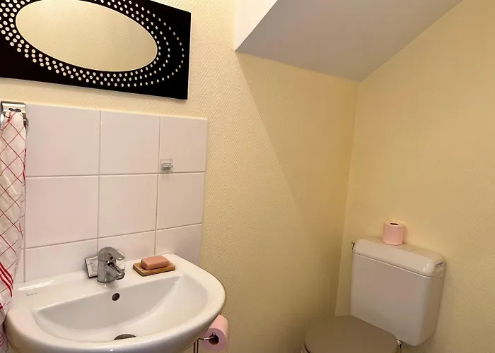 Greg House 49 - D'hotes Проживание в семье Beaupreau-en-Mauges